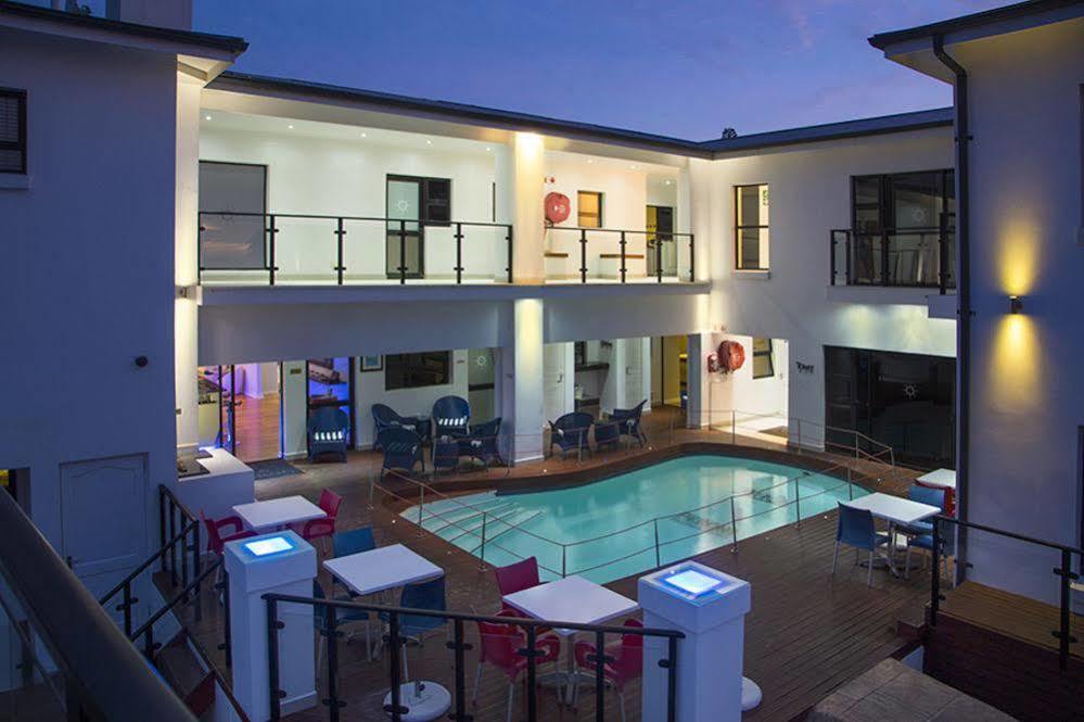 Ahoy Boutique Guest House Порт-Элизабет Экстерьер фото